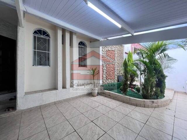 #V.172 - Casa para Venda em Caçapava - SP - 2