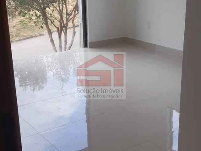 Sobrado para Venda em Caçapava - 5