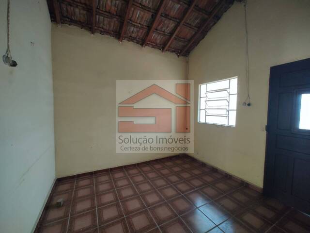 #277 - Casa para Venda em Caçapava - SP - 3