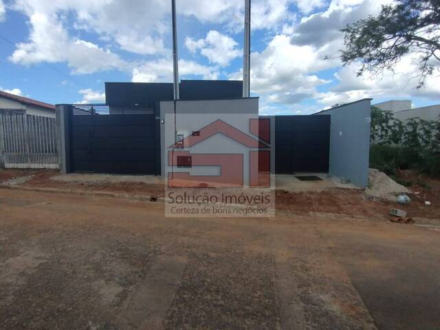 #V.224 - Casa em condomínio para Venda em Caçapava - SP - 1