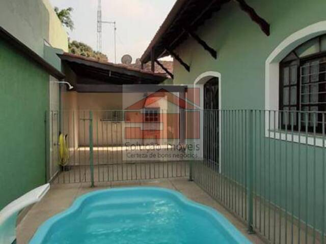 #V.312 - Casa para Venda em Caçapava - SP - 2
