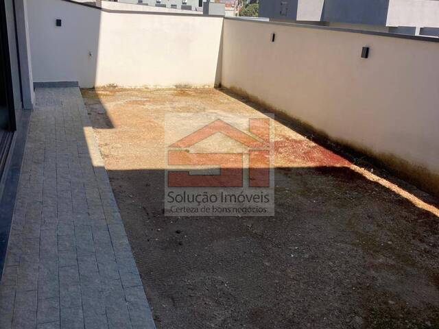 #V.57 - Sobrado para Venda em Caçapava - SP - 2