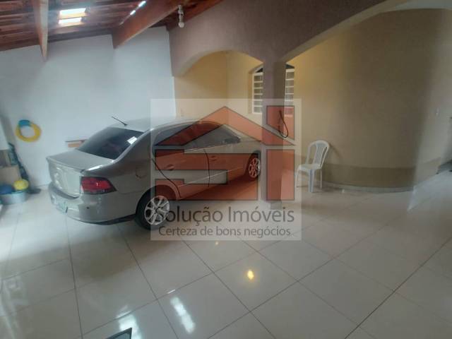 Sobrado para Venda em Caçapava - 4