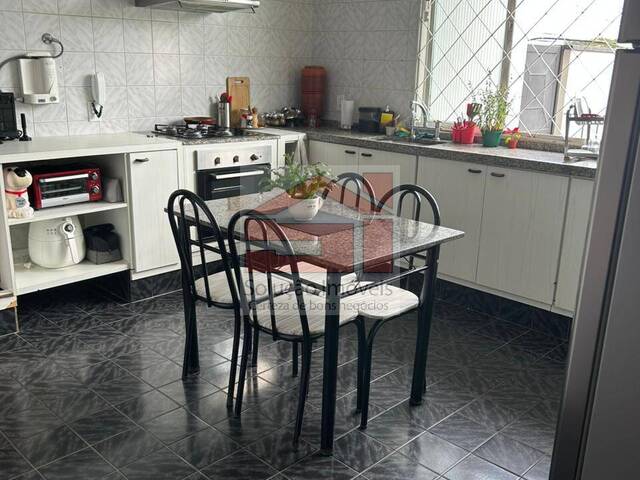 #748 - Casa para Venda em Taubaté - SP - 2