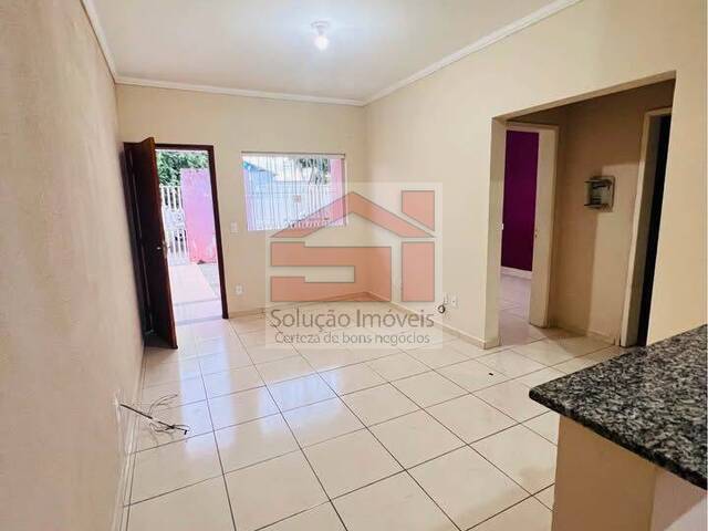 #754 - Casa para Venda em Caçapava - SP - 2