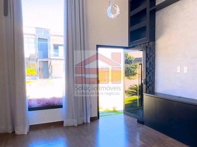 Casa para Venda em Caçapava - 2