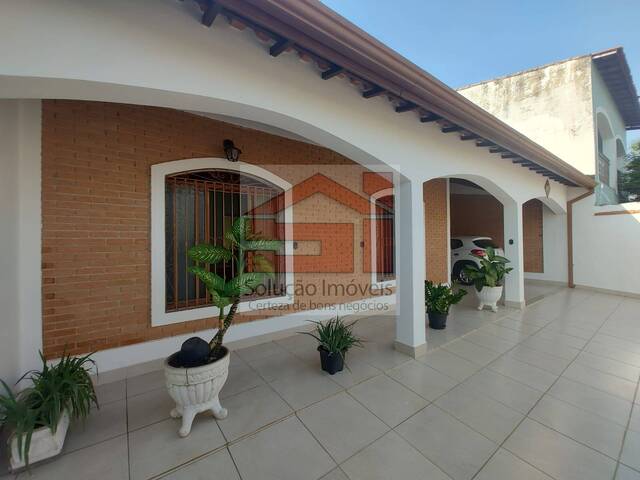 Casa para Locação em Caçapava - 2
