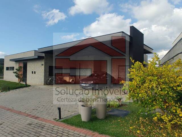 Locação em Condomínio Residencial Ecopark Bourbon - Caçapava