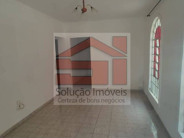 Casa para Locação em Jambeiro - 4